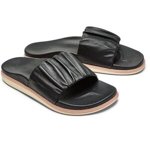 OluKai Women's Pihapiha Slides Sz 8 Black Comfort Vacation Coastal Comfy Casual